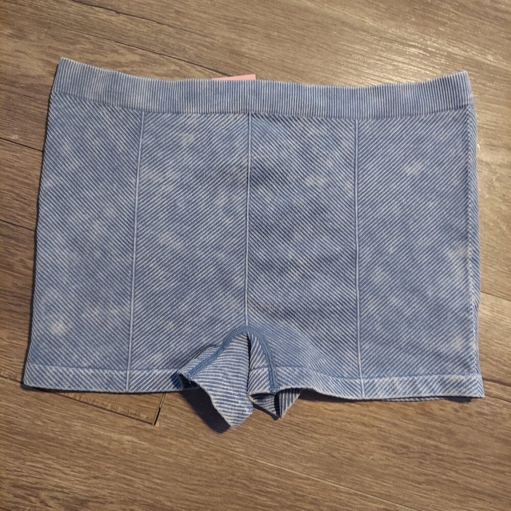 NWT Colsie Women's Boy Shorts Dark Blue Size L - Picture 2 of 5